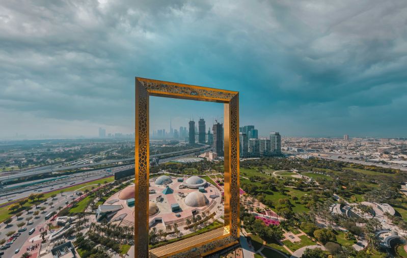 Orient mitjà ESTADA A DUBAI min