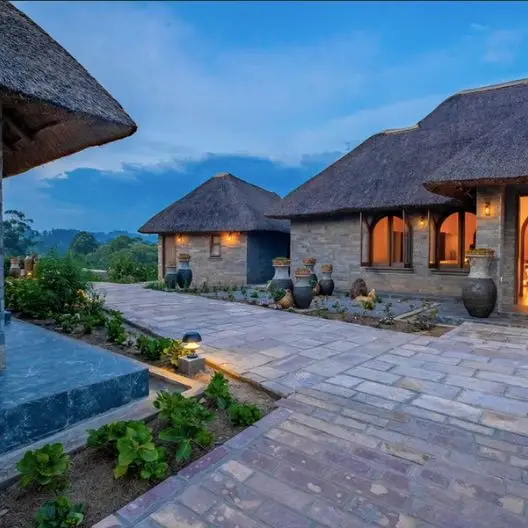 Viajes de aventura a Uganda