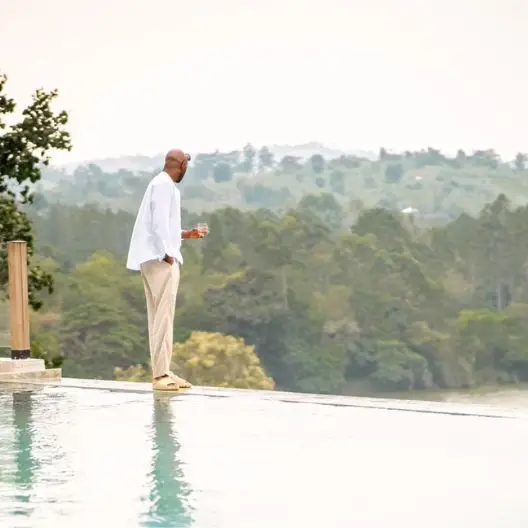 Viajes en grupo a Uganda de lujo